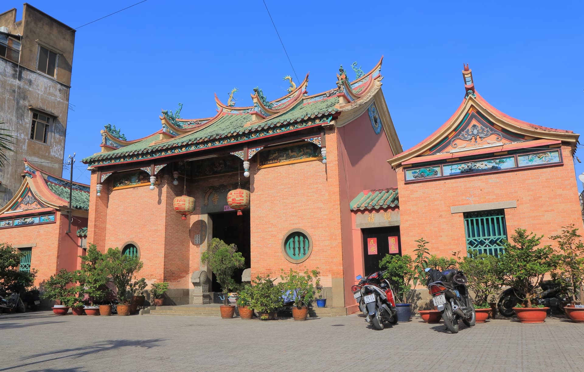 Phung Son Pagoda