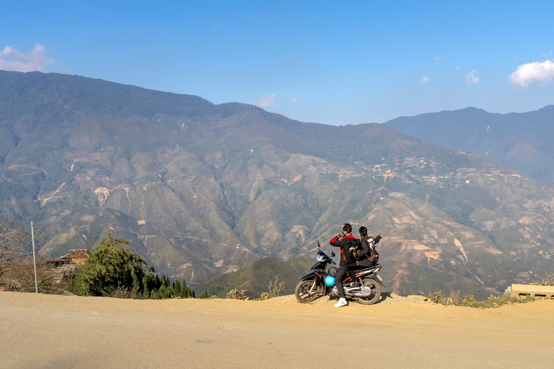 Northern Vietnam by Motorcycle: The Complete Guide